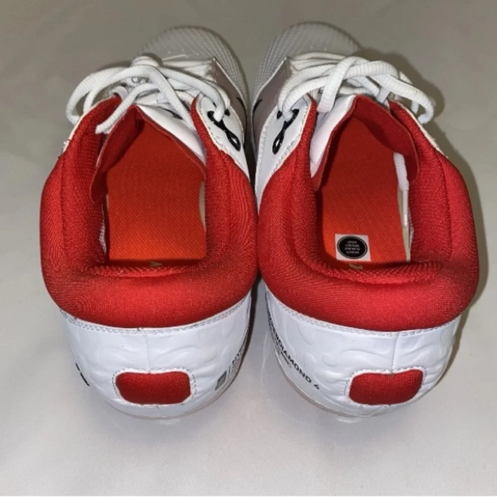 Nike Hyperdiamond 4 Elite Women’s Softball‎ Red and White Sneakers Size 11 New